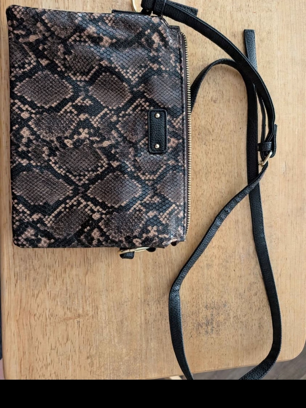 Stylish Brown Snake-Print Crossbody Bag